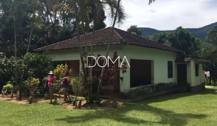 Sítio à venda no bairro Sampaio Correia - Saquarema/RJ