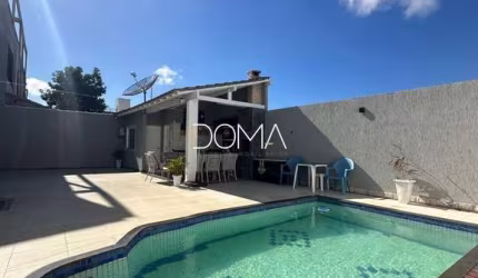 Casa independente em bairro nobre em Cabo frio! Piscina e área gourmet.