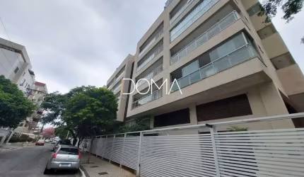 Prédio com lazer e próximo da Praia