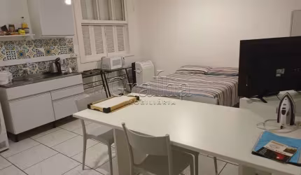 Apartamento com 2 quartos à venda na Rua General Andrade Neves, 90, Centro Histórico, Porto Alegre por R$ 380.000