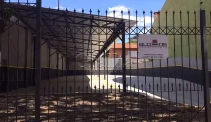 Terreno à venda na Rua Paulo Setúbal, 36, Passo da Areia, Porto Alegre por R$ 900.000