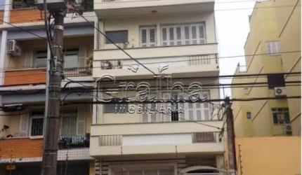 Apartamento com 1 quarto à venda na Rua Santo Antônio, 746, Bom Fim, Porto Alegre por R$ 256.000