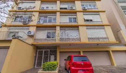 Apartamento com 3 quartos à venda na Rua Dário Pederneiras, 588, Petrópolis, Porto Alegre por R$ 449.000