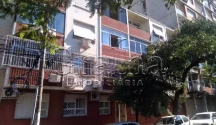 Apartamento com 3 quartos à venda na Rua Ramiro Barcelos, 2515, Farroupilha, Porto Alegre por R$ 550.000