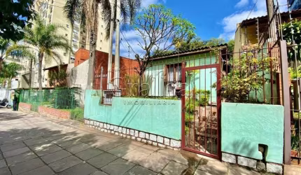 Casa com 4 quartos à venda na Avenida Coronel Lucas de Oliveira, 2591, Petrópolis, Porto Alegre por R$ 1.299.000