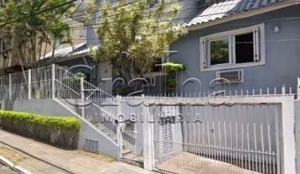 Casa com 3 quartos à venda na Rua Anita Garibaldi, 713, Mont Serrat, Porto Alegre por R$ 1.190.000