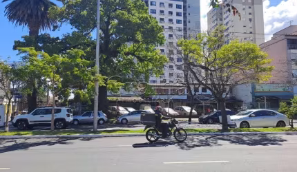 Terreno à venda na Avenida Princesa Isabel, 600, Santana, Porto Alegre por R$ 2.000.000
