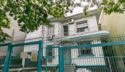 Casa com 3 quartos à venda na Rua Faria Santos, 27, Petrópolis, Porto Alegre por R$ 1.138.000