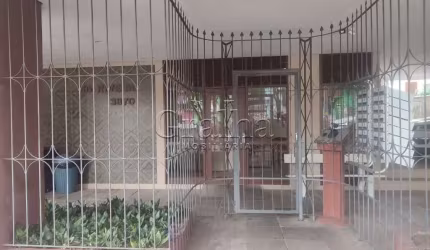 Apartamento com 2 quartos à venda na Avenida Cristóvão Colombo, 3870, Floresta, Porto Alegre por R$ 370.000