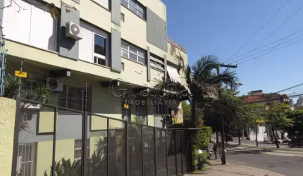 Apartamento com 2 quartos à venda na Rua Faria Santos, 17, Petrópolis, Porto Alegre por R$ 200.000