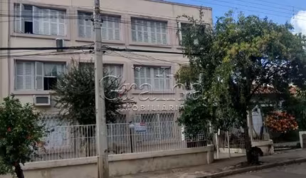 Apartamento com 1 quarto à venda na Rua Doutor Voltaire Pires, 66, Santo Antônio, Porto Alegre por R$ 155.000