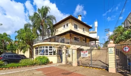 Casa em condomínio fechado com 2 quartos à venda na Avenida da Cavalhada, 4995, Cavalhada, Porto Alegre por R$ 409.000