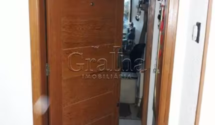 Apartamento com 2 quartos à venda na Rua Comendador Rodolfo Gomes, 275, Menino Deus, Porto Alegre por R$ 550.000