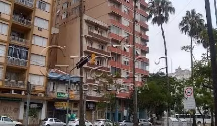 Apartamento com 3 quartos à venda na Avenida Osvaldo Aranha, 232, Bom Fim, Porto Alegre por R$ 380.000