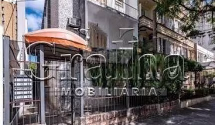 Apartamento com 2 quartos à venda na Rua Miguel Tostes, 781, Rio Branco, Porto Alegre por R$ 405.000
