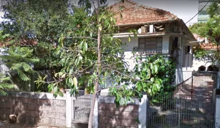 Terreno à venda na Rua General Souza Doca, 193, Petrópolis, Porto Alegre por R$ 1.400.000