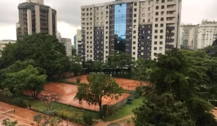 Apartamento com 2 quartos à venda na Rua Mariante, 21, Moinhos de Vento, Porto Alegre por R$ 1.100.000