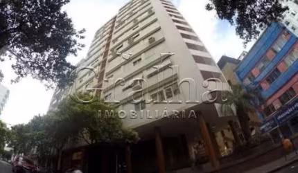 Apartamento com 2 quartos à venda na Rua Duque de Caxias, 1594, Centro Histórico, Porto Alegre por R$ 480.000