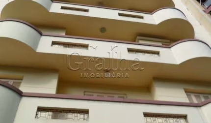 Apartamento com 3 quartos à venda na Praça Marechal Deodoro, 170, Centro Histórico, Porto Alegre por R$ 565.000