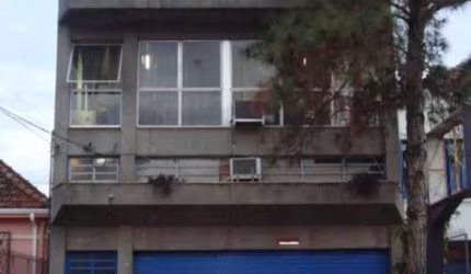 Prédio à venda na Rua Buarque de Macedo, 525, São Geraldo, Porto Alegre por R$ 1.100.000