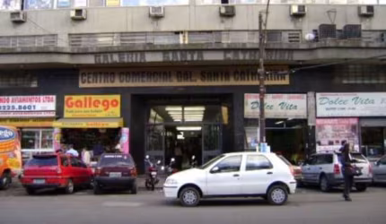 Sala comercial à venda na Rua Voluntários da Pátria, 595, Centro Histórico, Porto Alegre por R$ 270.000