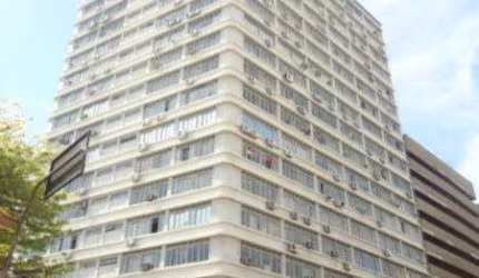 Sala comercial à venda na Praça Osvaldo Cruz, 15, Centro Histórico, Porto Alegre por R$ 390.000