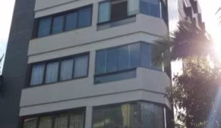 Cobertura com 3 quartos à venda na Rua Pedro Weingartner, 67, Moinhos de Vento, Porto Alegre por R$ 1.970.000