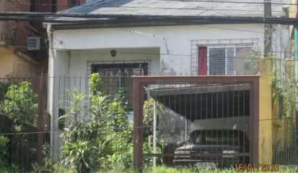 Terreno à venda na Avenida Protásio Alves, 5922, Petrópolis, Porto Alegre por R$ 640.000
