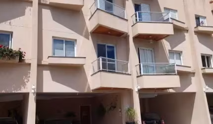 LINDO SOBRADO EM CONDOMÍNIO FECHADO!!!