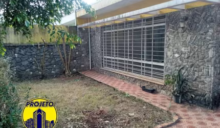 CASA À VENDA - VILA ALBERTINA