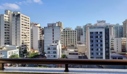 Vende-se Apto. 02 Quartos, Suite, Garagem Escritura