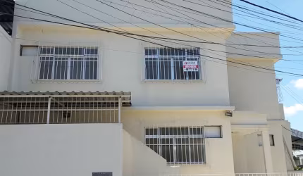 Predio comercial, Frente Rua , Garagem, Terraço