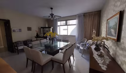 Apartamento Claro Indevassado, no Centro de Icarai