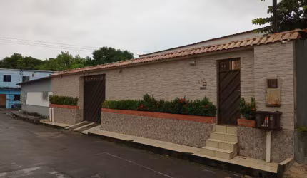 vendo Casa no Parque das Nações flores