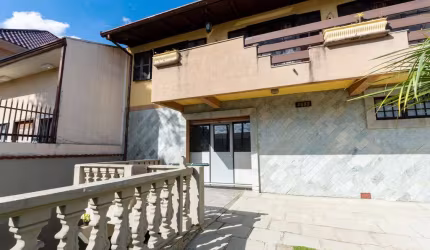 Ponto comercial com 3 salas para alugar na Rua Antônio Escorsin, 2833, São Braz, Curitiba, 90 m2 por R$ 2.135