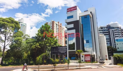 Sala comercial para alugar no bairro Ecoville