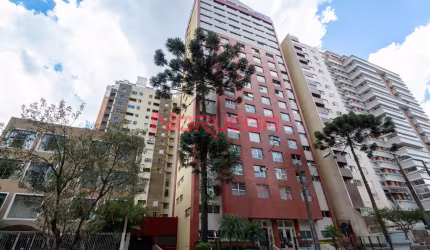 Excelente sala comercial para locação em Curitiba-PR, bairro Rebouças: 3 salas, 2 banheiros, 102,90 m² de área.