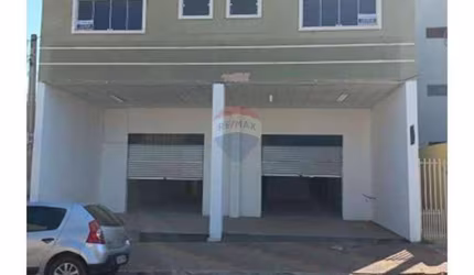Prédio comercial à venda na Avenida Pedro Pires de Melo