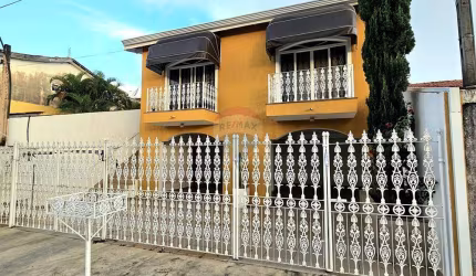 Excelente casa no Jardim Agenor com 3 dormitórios sendo 1 suíte
