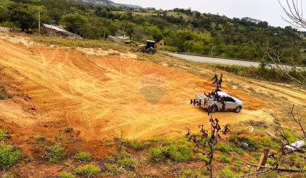 Terreno 2.822m² na Ilha de Baixo - Salto de Pirapora