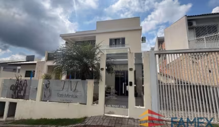 CASA COM SALA COMERCIAL À VENDA NO BAIRRO CRISTO REI - CA956