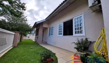 CASA DE ESQUINA À VENDA - ACEITA PERMUTA POR IMÓVEL NA CIDADE OU EM MARINGÁ - CA980