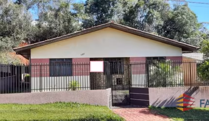 CASA DE ESQUINA PRÓXIMA AO CENTRO - CA296