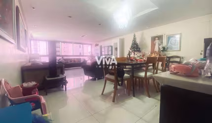 Apartamento com 3 quartos no Meireles
