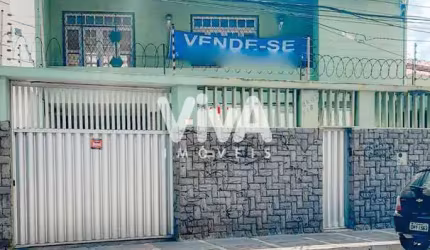 Casa com 4 suítes no Papicu