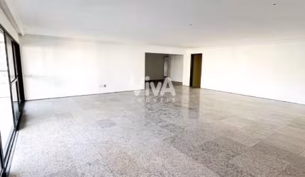 Apartamento com 4 suítes no  Meireles