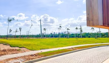 Terreno  com  571m² no Alphaville Ceará IIII