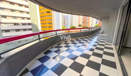 Apartamento com 4  suítes no Meireles