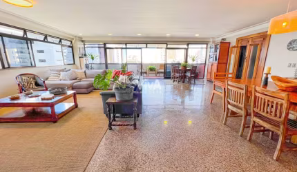 Apartamento  com 3 suítes no Meireles  - Porteira Fechada