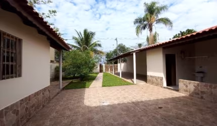 linda casa no indaia pronta para morar